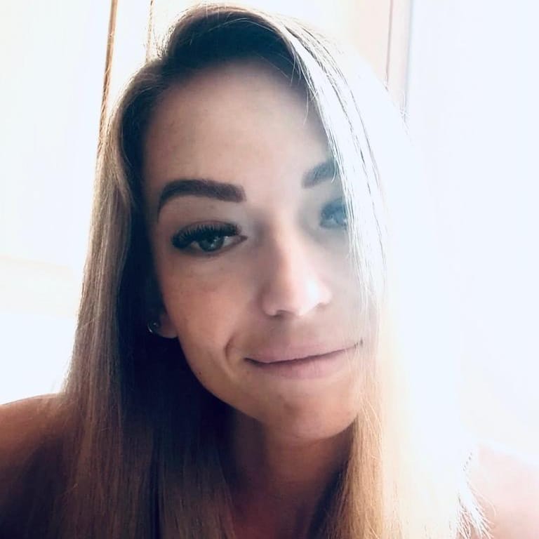 Miroslava J.